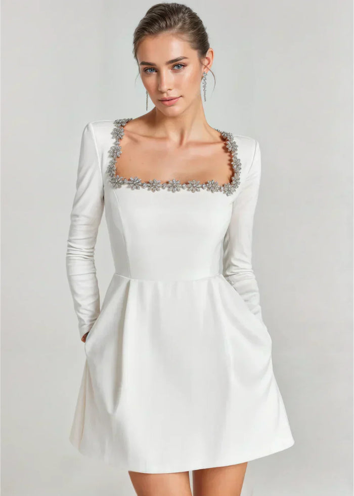 Lucinda | Elegancka Mini Sukienka z Aksamitу