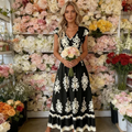 Arabella | Elegancka Letnia Sukienka z Haftem